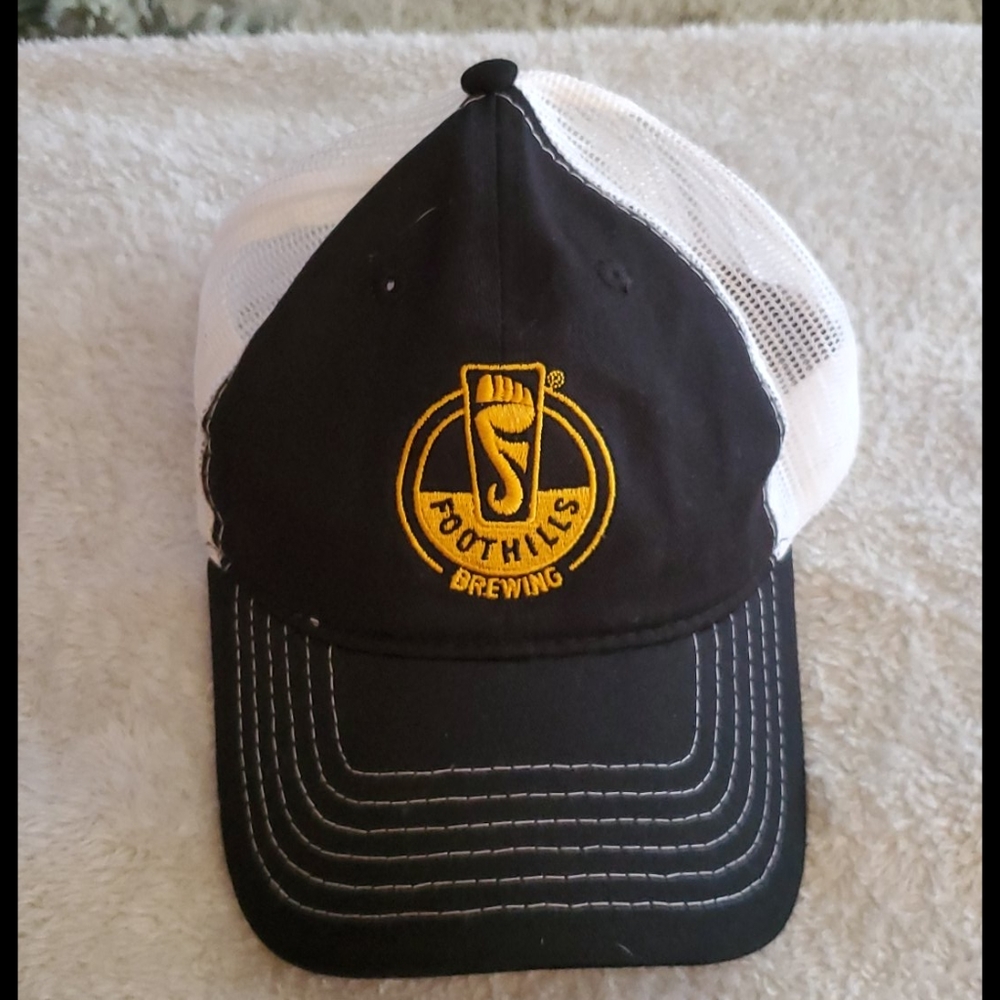 Trucker hat